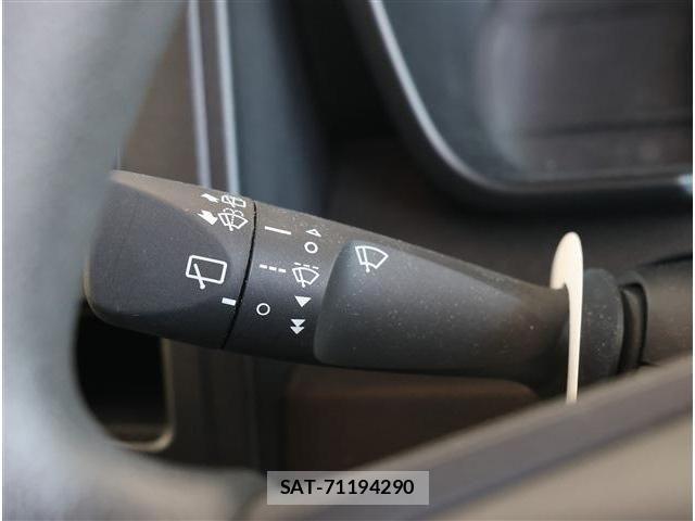 Toyota ROOMY 2023-12 8132130-29