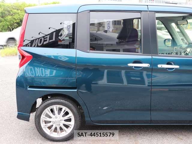 Toyota ROOMY 2018-04 8132138-9