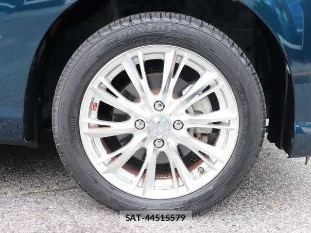 Toyota ROOMY 2018-04 8132138-21