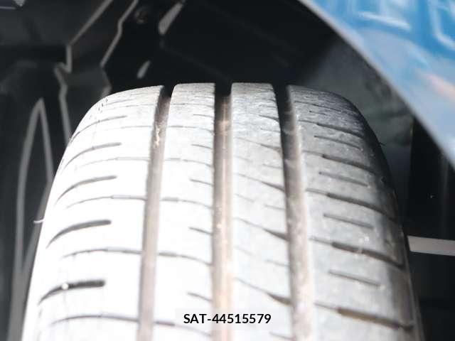 Toyota ROOMY 2018-04 8132138-22