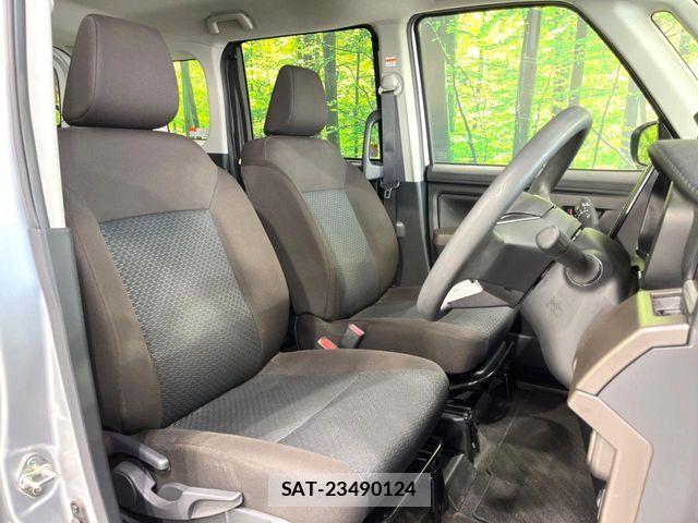 Toyota ROOMY 2021-07 8146594-7