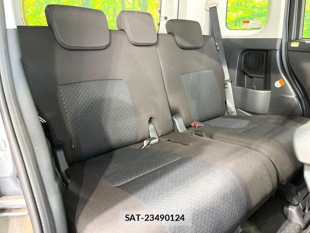 Toyota ROOMY 2021-07 8146594-8