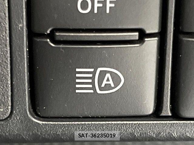 Toyota ROOMY 2019-09 8146596-8