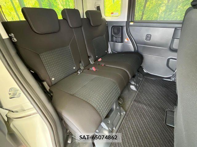 Toyota ROOMY 2023-03 8146592-9