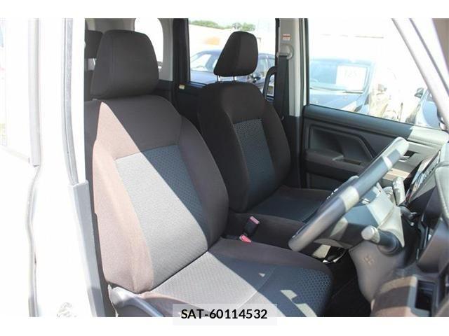 Toyota ROOMY 2021-07 8159139-23