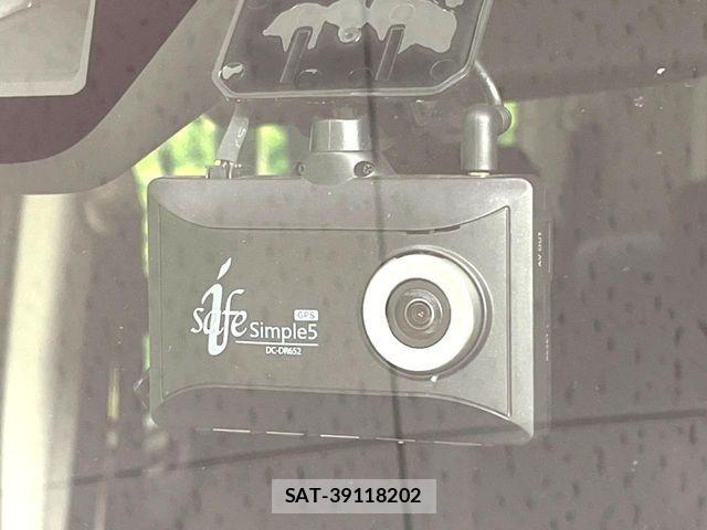 Toyota ROOMY 2021-08 8159134-6