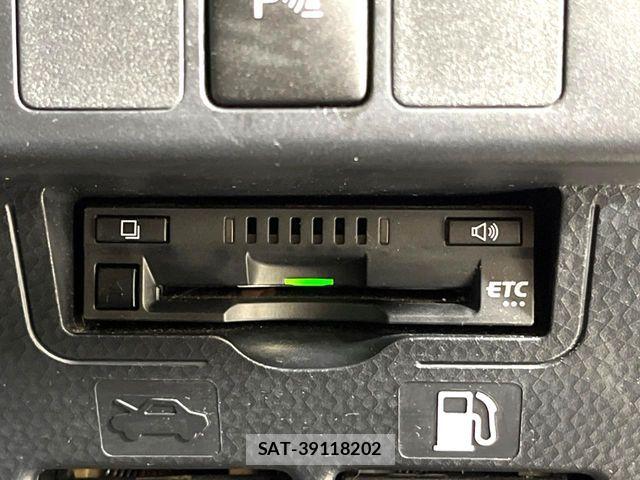 Toyota ROOMY 2021-08 8159134-7