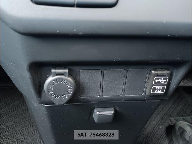 Toyota ROOMY 2024-10 8209929-5