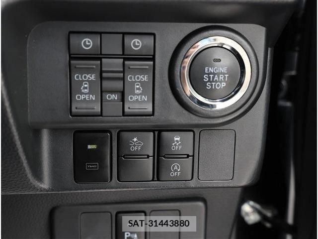 Toyota ROOMY 2022-04 8209908-11