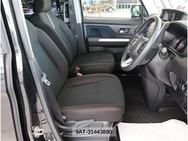 Toyota ROOMY 2022-04 8209908-15