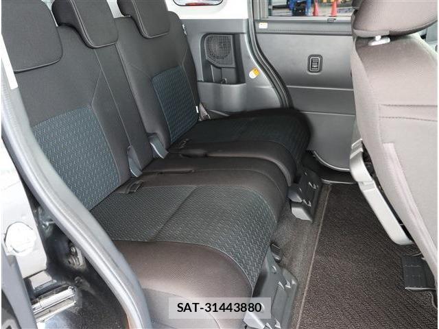 Toyota ROOMY 2022-04 8209908-16