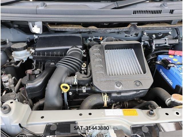 Toyota ROOMY 2022-04 8209908-21