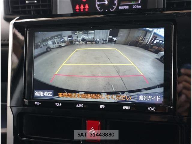 Toyota ROOMY 2022-04 8209908-3