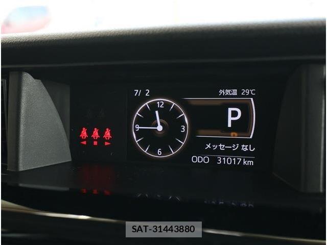 Toyota ROOMY 2022-04 8209908-7