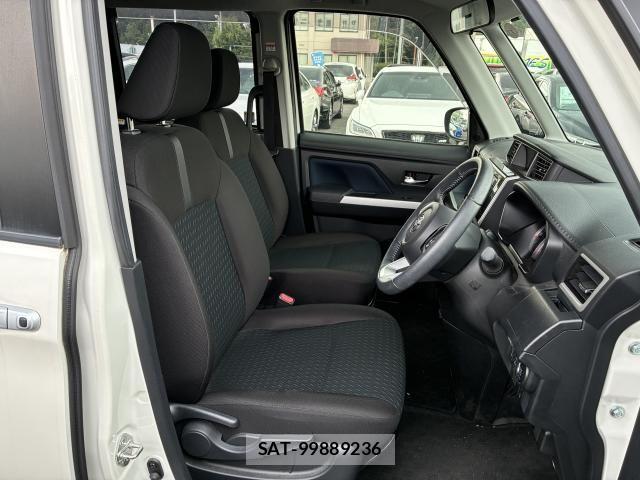 Toyota ROOMY 2022-04 8209907-1