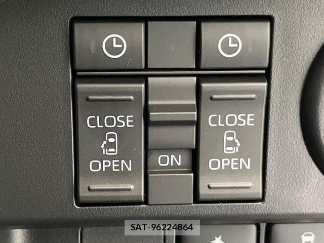 Toyota ROOMY 2025-06 8209893-5