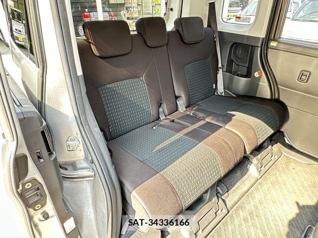 Toyota ROOMY 2021-08 8209924-14