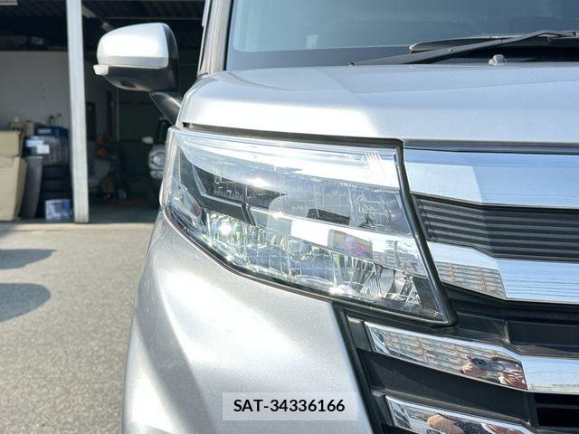 Toyota ROOMY 2021-08 8209924-6