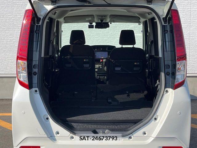 Toyota ROOMY 2023-10 8209918-11