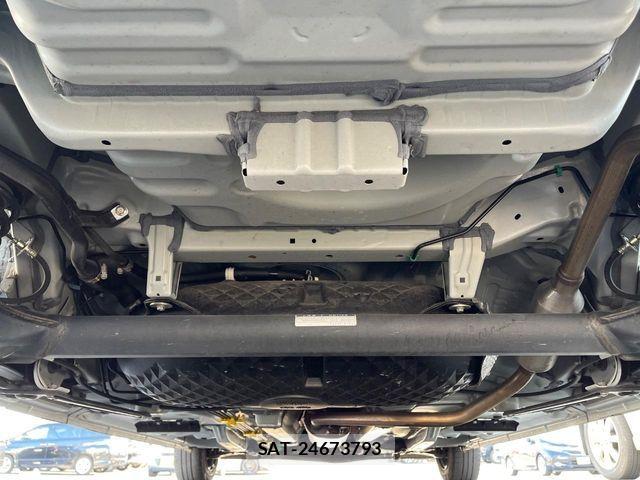 Toyota ROOMY 2023-10 8209918-18