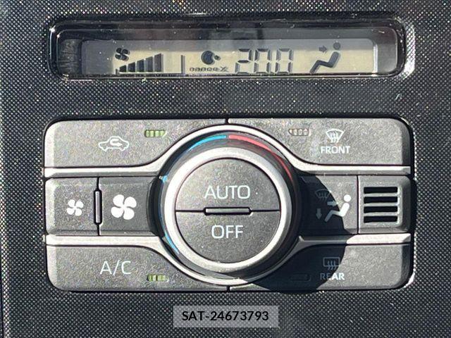 Toyota ROOMY 2023-10 8209918-7