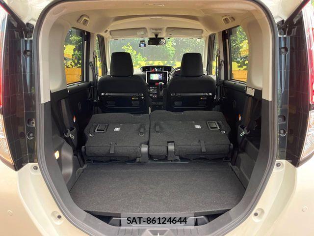 Toyota ROOMY 2021-10 8209910-9