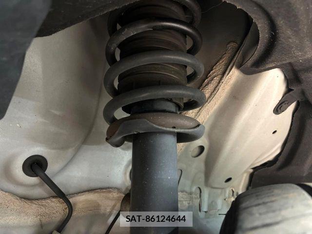 Toyota ROOMY 2021-10 8209910-19