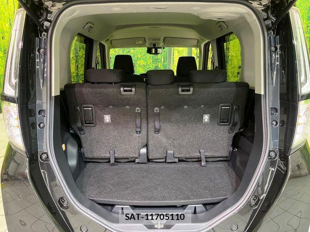 Toyota ROOMY 2024-10 8209900-9