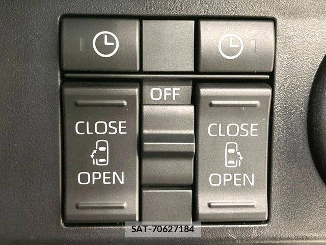 Toyota ROOMY 2021-06 8209912-2