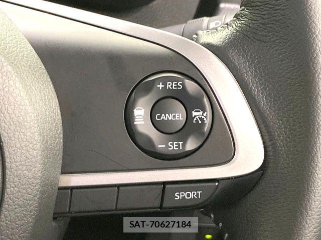 Toyota ROOMY 2021-06 8209912-5