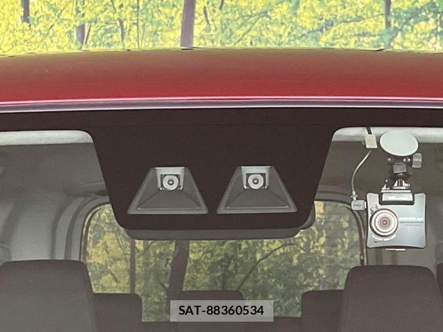 Toyota ROOMY 2022-01 8209928-2