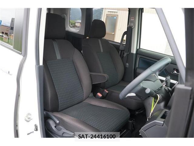 Toyota ROOMY 2021-06 8209903-10