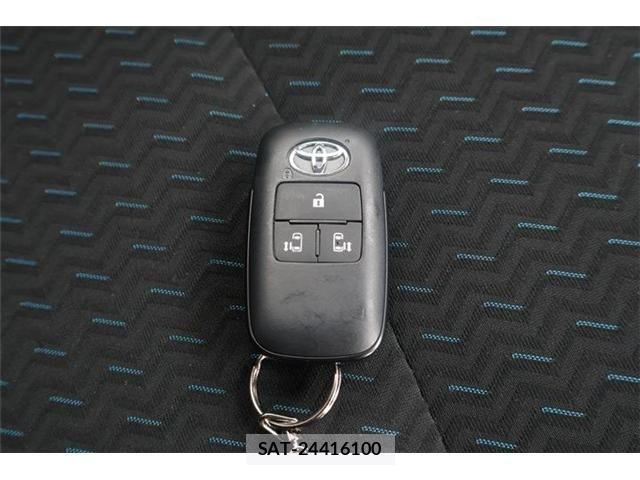 Toyota ROOMY 2021-06 8209903-25