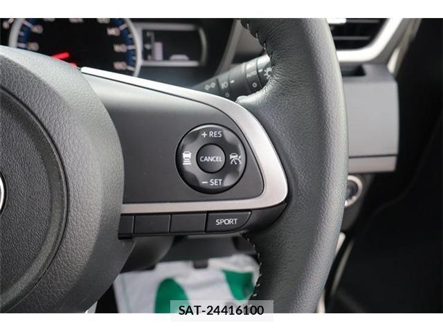 Toyota ROOMY 2021-06 8209903-4