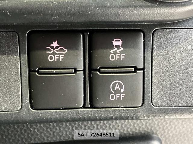 Toyota ROOMY 2021-10 8209911-9