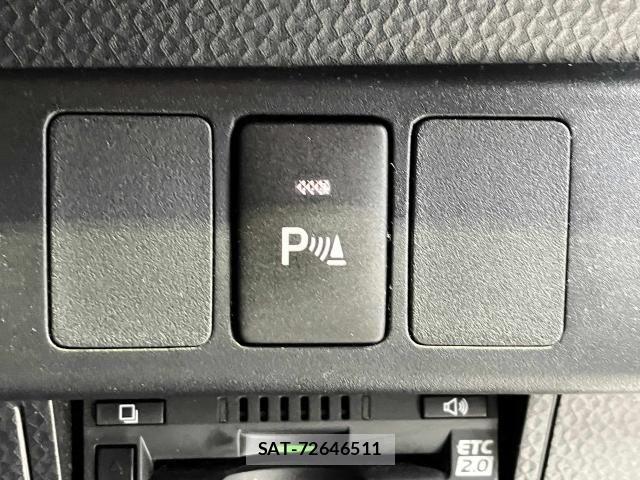 Toyota ROOMY 2021-10 8209911-10