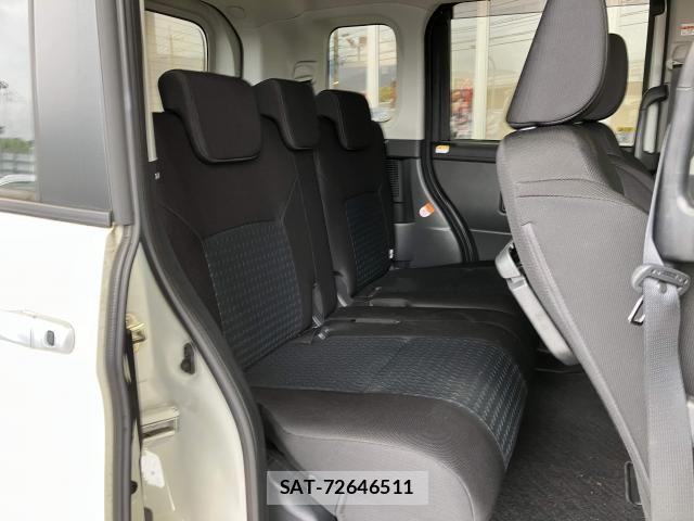 Toyota ROOMY 2021-10 8209911-17