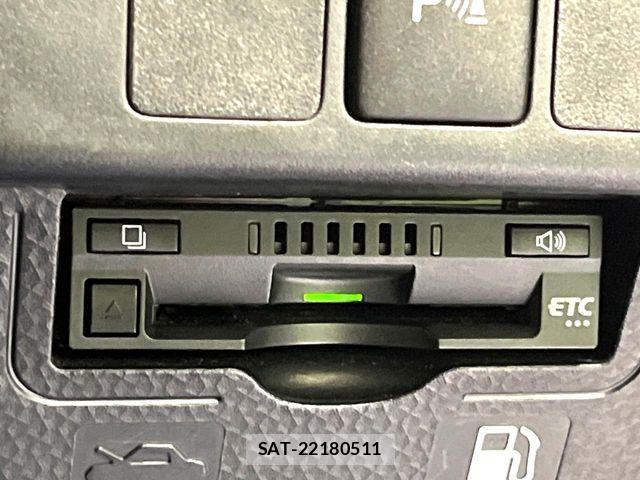 Toyota ROOMY 2021-11 8209906-6