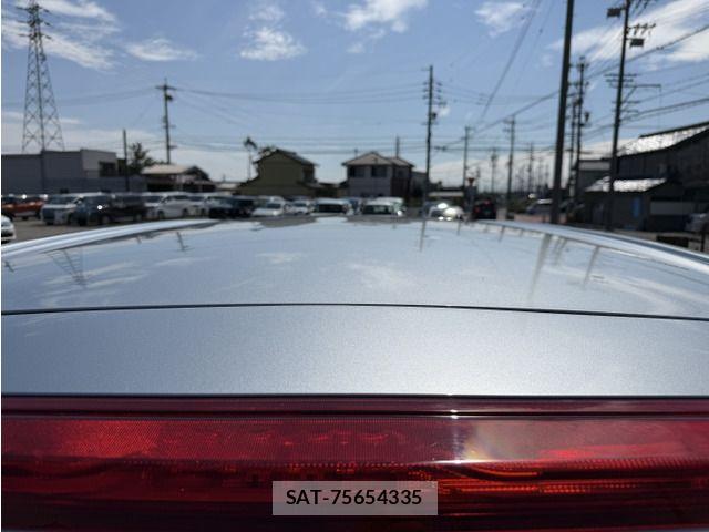 Toyota ROOMY 2022-06 8209940-13