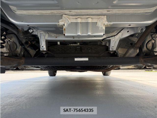 Toyota ROOMY 2022-06 8209940-17