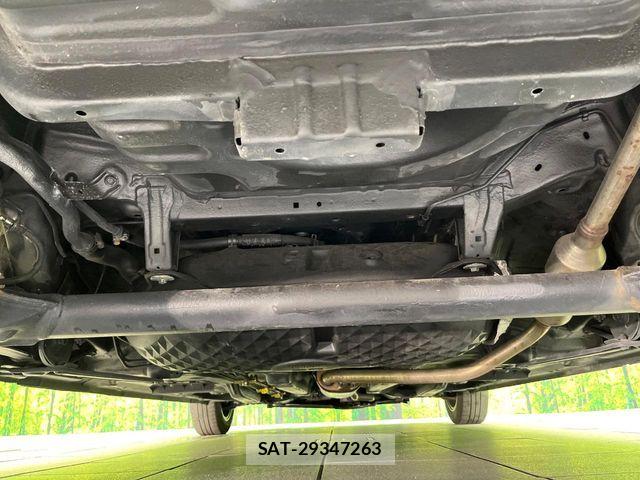 Toyota ROOMY 2021-07 8209919-17