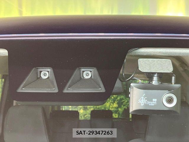 Toyota ROOMY 2021-07 8209919-4