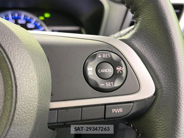 Toyota ROOMY 2021-07 8209919-5