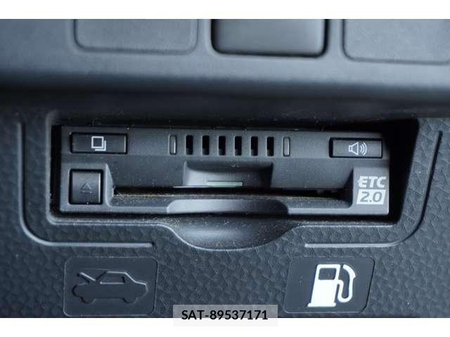 Toyota ROOMY 2021-11 8209923-19