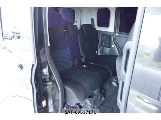 Toyota ROOMY 2021-11 8209923-6
