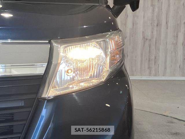 Toyota ROOMY 2018-05 8209951-14