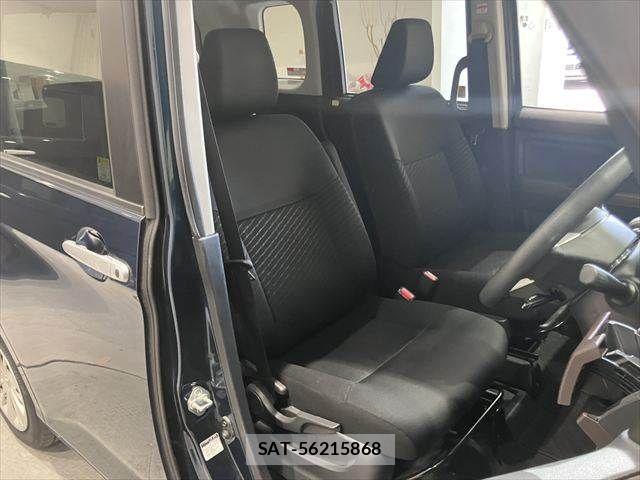 Toyota ROOMY 2018-05 8209951-7