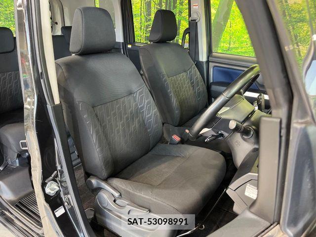Toyota ROOMY 2017-06 8209934-7