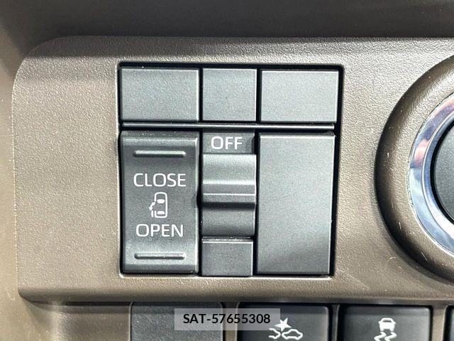 Toyota ROOMY 2021-06 8209922-4