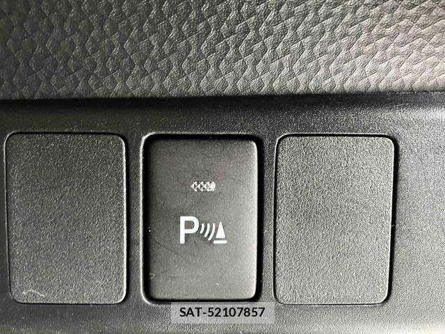 Toyota ROOMY 2021-06 8209931-11